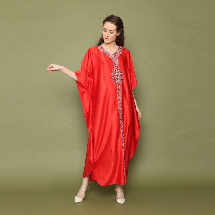 Elevate Your Style: Why Kaftans for Women Are the Ultimate Fashion Staple