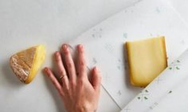 How Custom Cheese Paper Enhances Consumer Loyalty