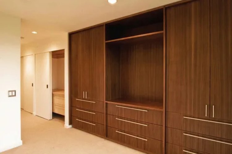Explore Modern Bathroom Cabinets for Stylish Storage Solutions