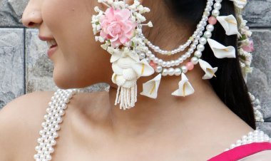 Elegant Flower Jewelry by VAIDAAN – Bridal Floral Jewellery