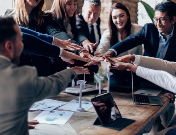 Creative Ways Businesses Celebrate Employee Achievements