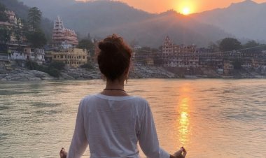 Discover the Best Yoga Retreats in Rishikesh