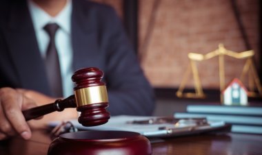 The Role of a Lawyer in Dhaka in Drafting Legal Agreements