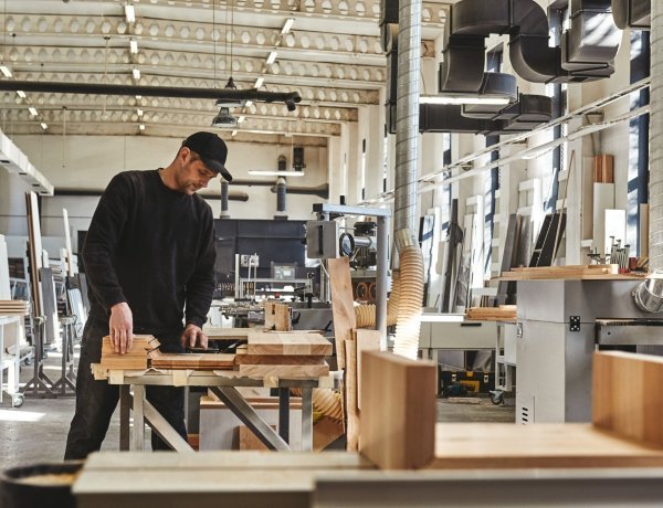 Top Reasons to Choose Furniture Manufacturers in Kirti Nagar: Kaarigari Living