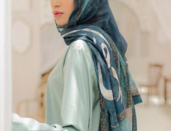 Manto Wear: Modest Fashion That Combines Style, Comfort, and Elegance