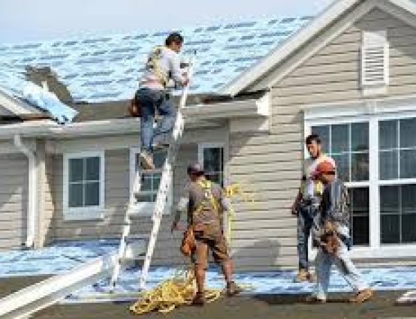 What Questions Should You Ask Your Roofing Contractor Before Signing a Contract?