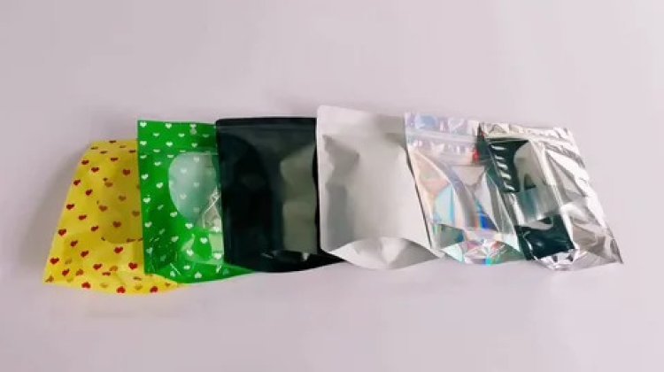 Why Smart Shoppers Choose Smell Proof Mylar Bags?